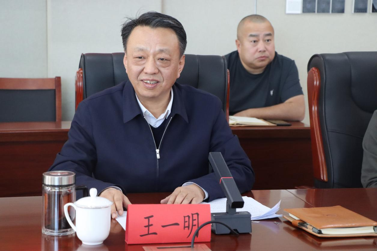 考核组组长,大同市实验中学党委书记温月冬,考核组副组长,大同市第四